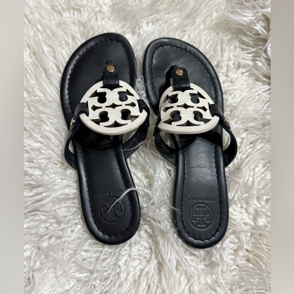 Tory Burch two tone Leather Sandals Navy&White